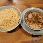 ひろちゃんラーメン! - もり中華大（930円）とトッピングの茹で卵（100円）