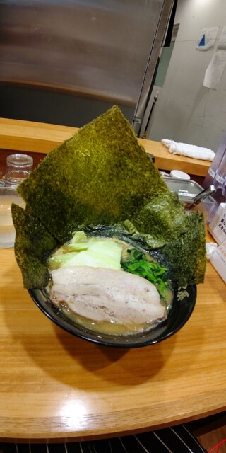 ラーメン ビッグ 本店 勾当台公園 ラーメン 食べログ