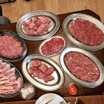 オカダ食品株式会社 - 本日のお肉達