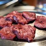 オカダ食品株式会社 - 厚切りタンステーキ 12mmカット マンゴーカット