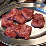 オカダ食品株式会社 - 厚切りタンステーキ 12mmカット マンゴーカット