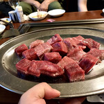 オカダ食品株式会社 - サイコロステーキ