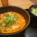 カルビ丼とスン豆腐専門店 韓丼 - 