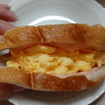 パンとお話 アップルの発音 - ハムと卵のサンドイッチ