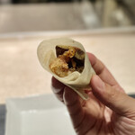 蓮心 - 鰻と茄子のクレープ巻き、辛めのソースと木の芽