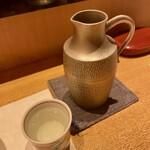 鮓 きずな - 磯自慢 純米酒 (静岡県 磯自慢酒造)