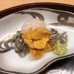 松川 - 何より赤雲丹♫こちらは淡路 由良モノでしょう！ここまで大きな赤雲丹にはお目にかかった事がない！というサイズな上に軽やかで素晴らしい旨味と甘味♫見事です！