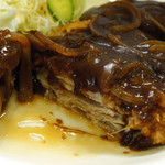 豚珍漢 - ミルフィーユカツ定食（断面）