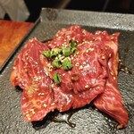 炭火焼ホルモン ぐう - 