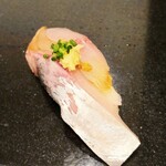 菊水鮓 - ピカピカのアジ