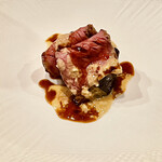 f - 仙北丸茄子と秋田錦牛の内腿のソテーです