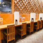 博多やりうどん別邸 - カウンター