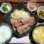 Soba Koubou Touzan - ■豚の生姜焼き(ご飯、汁、小鉢、ｺｰﾋｰ付き)