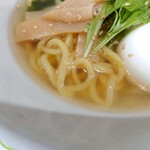 분푸쿠 차가마 - 차가운 시오 라멘