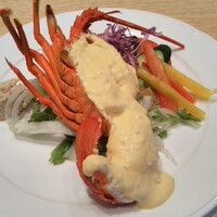 活伊勢海老料理 中納言 神戸三宮本店 - 伊勢海老の中納言風サラダ