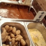 もうやんカレー - もうやんカレー　ビュッフェ台