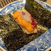 USHIGORO S. GINZA - 白海老と赤身の手巻き