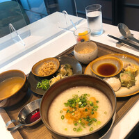 モダンチャイニーズブラッセリ― HALOW - 