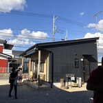 土浦冷蔵 - 店側面から