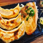 Nikujiru Gyouza No Dandadan - 焼餃子・チャーシュー定食