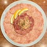 焼肉 静龍苑 - タン塩・ミノ塩・塩ハラミ