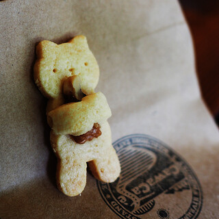 川のほとりのコーヒースタンド カワカフェ_0