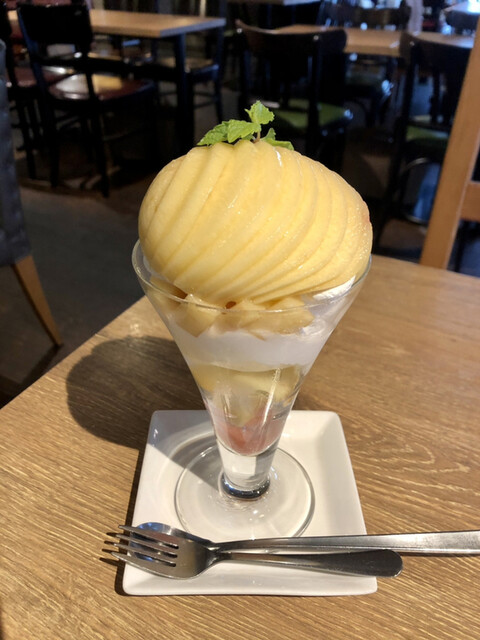 Hanazono Cafe ハナゾノ カフェ 元町 阪神 カフェ 食べログ