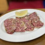 焼肉 栄養楼 - 特選塩ハラミ