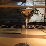 菊鮨 - ヴーヴ クリコ ポンサルダン イエロー ラベル ブリュット(375ml) 10000円(税別)