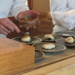 菊鮨 - 大好きなおつまみ仕上げ中