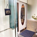 三栗 - 瀟洒なお店の入り口