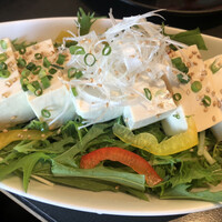 米澤牛DINING べこや - 豆腐サラダ