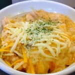 なか卯 - 濃厚チーズの親子丼(210804)