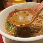 老家 - 黒胡麻担々麺(2021.08)