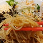みなとや - ストレート細麺に絡みついて、、、ずるん