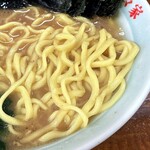 上々家 - 酒井の麺はかなり硬めで提供されました。