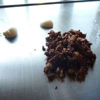 和くら - 人気らしい「ガーリックライス（一人前：1050円）」お写真は二人分ですが、ニンニクは一人前一片。 