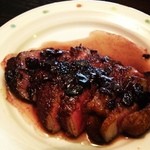 バル  ハルヤ - 鹿。山葡萄ソースが美味しかった。