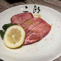 焼肉&手打ち冷麺 二郎 KANAYAMA - タン