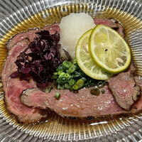 焼肉&手打ち冷麺 二郎 KANAYAMA - 極薄切りのタタキ