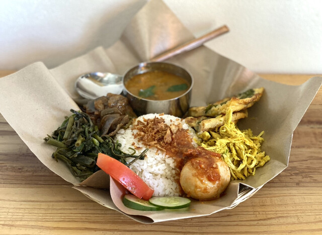 うたげ Utage Spicy Curry 日吉町 カレー その他 食べログ