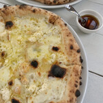 pizzeria UKAUKA - 