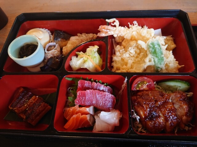 和食日和 種 - 柏林台（日本料理）の写真