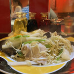 上海チキン 大塚 小閣樓 - 炒麺 (やきそば) 980円 (税込)
      2021年8月5日昼
