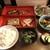 川豊 - 料理写真:蒲焼　(うなぎ2/3尾)、白焼　(うなぎ2/3尾)、きも吸、おしんこ、ライス、ほね煎餅