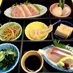 日本料理 魚池 - いろどり箱膳