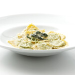 Ricotta cheese and spinach ravioli