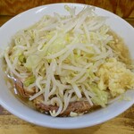 ラーメン二郎 - 小ラーメン（野菜ニンニク）