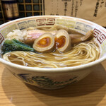 ほっこり中華そば もつけ - 美しい