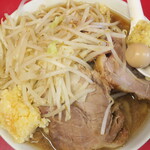 ラーメン二郎 - ラーメン少なめ＋ニンニク多め＋ショウガ半分